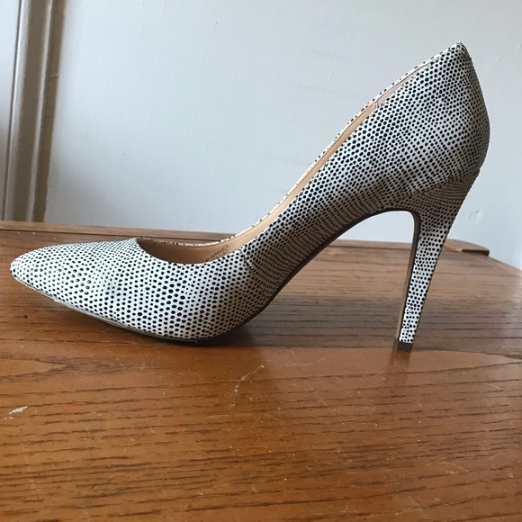 Jessica Simpson Pumps - Picture 3 of 6